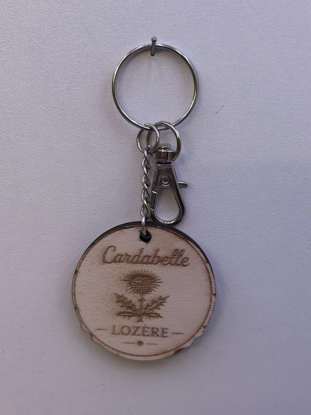 Porte-clé Cardabelle Lozère en bois gravé recto